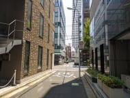 v20251007150704/fresh/building/J00100407705_13