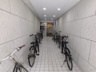 v20251007150704/fresh/building/J00100407823_12