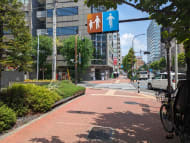 v20251007150704/fresh/building/J00100410416_2