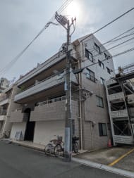 v20251007150704/fresh/building/J00100413956_5