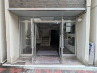 v20251007150704/fresh/building/J00100414996_3