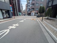 v20251007150704/fresh/building/J00100441981_2