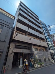 v20251007150704/fresh/building/J00100478742_7