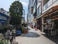 v20251007150704/fresh/building/J00100490313_2