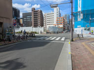 v20251007150704/fresh/building/J00100490728_15