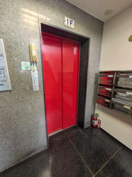 v20251008150720/fresh/building/J00100388208_4