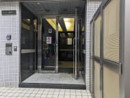 v20251008150721/fresh/building/J00100357289_3