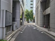 v20251008150721/fresh/building/J00100366352_14