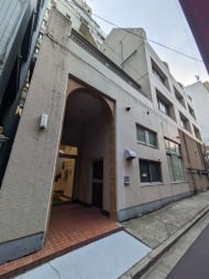 v20251008150721/fresh/building/J00100376290_9