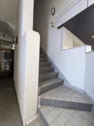v20251008150721/fresh/building/J00100379204_11