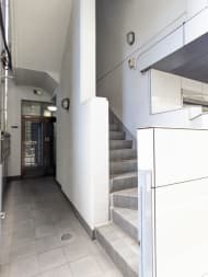 v20251008150721/fresh/building/J00100379204_13