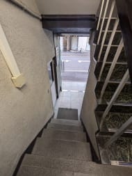 v20251008150721/fresh/building/J00100380784_9