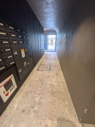 v20251008150721/fresh/building/J00100390213_10