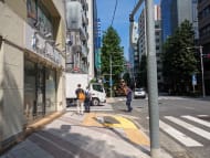 v20251008150721/fresh/building/J00100398237_15