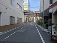 v20251008150721/fresh/building/J00100414863_14