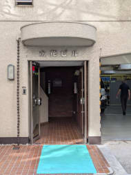 v20251009150657/fresh/building/J00100358228_3