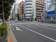 v20251009150657/fresh/building/J00100363717_2