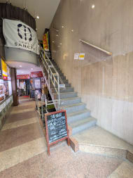 v20251009150657/fresh/building/J00100366453_10