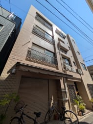 v20251009150657/fresh/building/J00100368309_9