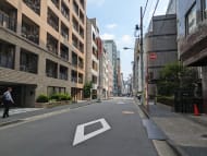 v20251009150657/fresh/building/J00100374237_2