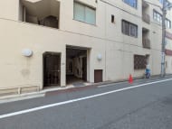 v20251009150657/fresh/building/J00100379355_12