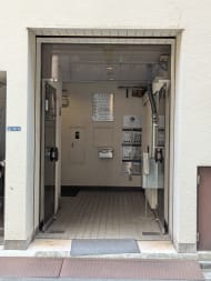 v20251009150657/fresh/building/J00100379355_3