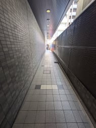 v20251009150657/fresh/building/J00100381793_10