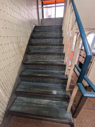 v20251009150657/fresh/building/J00100382560_9