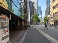 v20251009150657/fresh/building/J00100383627_2