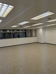v20251009150657/fresh/building/J00100383627_7