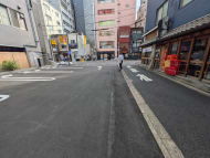 v20251009150657/fresh/building/J00100388516_12