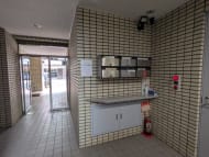 v20251009150657/fresh/building/J00100393388_14