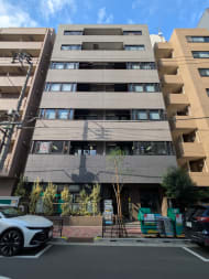 v20251009150657/fresh/building/J00100395444_1