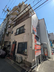 v20251009150657/fresh/building/J00100396217_9