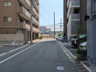 v20251009150657/fresh/building/J00100402751_9