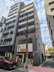 v20251009150657/fresh/building/J00100402796_1