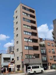 v20251009150657/fresh/building/J00100402817_9