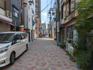 v20251009150657/fresh/building/J00100403501_2
