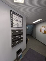v20251009150657/fresh/building/J00100404285_12