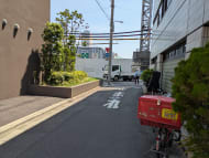 v20251009150657/fresh/building/J00100404285_14
