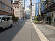 v20251009150657/fresh/building/J00100418403_12