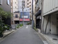 v20251009150657/fresh/building/J00100420130_9