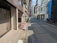 v20251009150657/fresh/building/J00100432621_11