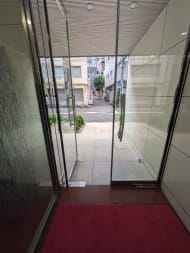 v20251009150657/fresh/building/J00100632467_9
