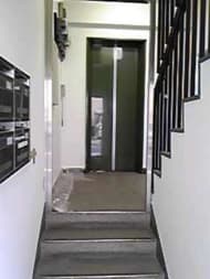 v20251010150707/fresh/building/J00100367216_4