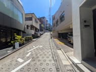 v20251010150707/fresh/building/J00100374880_2