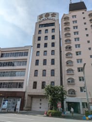 v20251010150707/fresh/building/J00100379988_12