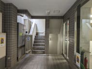 v20251010150707/fresh/building/J00100383358_9
