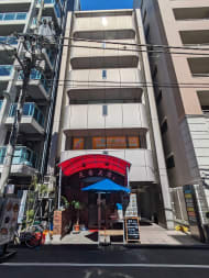 v20251010150707/fresh/building/J00100383372_1