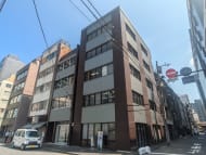 v20251010150707/fresh/building/J00100404102_1